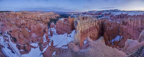 Picture of Bryce Canyon in Utah in winter during daytime photo