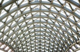 arco de cúpula de un edificio moderno foto