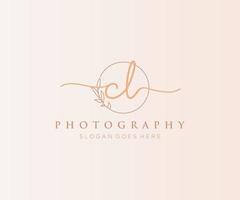 Initial CL feminine logo. Usable for Nature, Salon, Spa, Cosmetic and Beauty Logos. Flat Vector Logo Design Template Element.