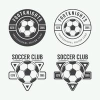 conjunto de fútbol vintage o logotipo de fútbol, emblema, insignia. ilustración vectorial vector