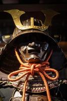 Armadura tradicional samurái japonesa: protección antigua para luchadores en Japón. foto