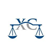 diseño del logotipo de la letra xc del bufete de abogados. signo de abogado de ley vector