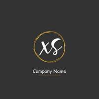 xs escritura a mano inicial y diseño de logotipo de firma con círculo. hermoso diseño de logotipo escrito a mano para moda, equipo, boda, logotipo de lujo. vector