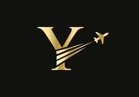 concepto de diseño de logotipo de viaje de letra y con símbolo de avión volador vector