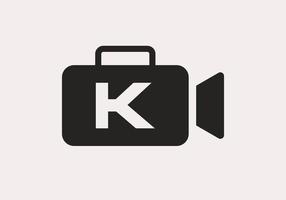 diseño de logotipo de cámara de video de película de letra k signo de cine y videografía vector