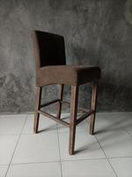 diseño de interiores de sala de estar de concepto neutral con sillas de madera, sillas de mimbre foto