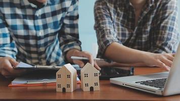 Signing home sales and insurance contracts with real estate agents, signing contracts to know the terms of buying and selling homes and real estate, contract signing ideas. video