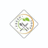 plato, cuchillo, cuchara, tenedor y hojas en imagen cuadrada icono gráfico diseño de logotipo concepto abstracto vector stock. se puede usar en relación con el restaurante vegetariano o la comida