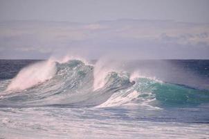 primer plano de agua de mar foto