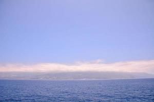 vista panorámica al mar foto