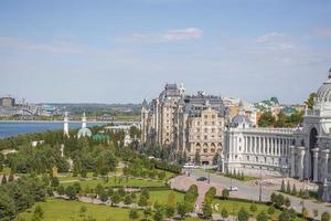 2022-08-14 tatarstan, kazan, centro turístico, elementos de diseño arquitectónico. caminar por el centro de la ciudad. atracciones foto