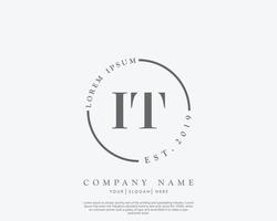 Initial IT Feminine logo beauty monogram and elegant logo design, handwriting logo of initial signature, wedding, fashion, floral and botanical with creative template vector