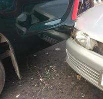 la escena de un accidente automovilístico, accidente automovilístico. foto