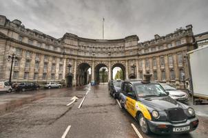 Admirality Arch, London, UK photo