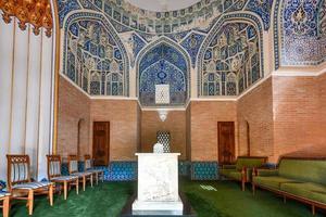 Shayhantaur Memorial Complex in Tashkent Uzbekistan The Mausoleum of Sheikh Hovendi atTahur Sheihantaur is an architectural monument in Tashkent Uzbekistan, 2022 photo