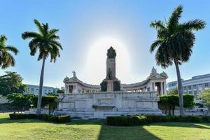 monumento a jose miguel gomez en la habana, cuba, 2022 foto