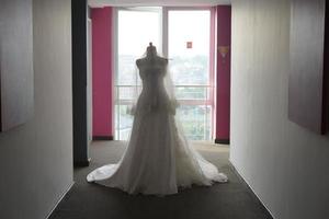 vestido de novia blanco para novia foto