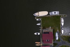 barcos en los muelles de st. michaels maryland bahía de chespeake vista aérea panorama foto