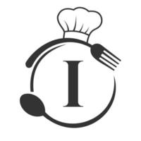 logotipo del restaurante en el concepto de letra i con sombrero de chef, cuchara y tenedor para el logotipo del restaurante vector