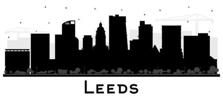 Silueta del horizonte de la ciudad de Leeds Reino Unido con edificios negros aislados en blanco. vector