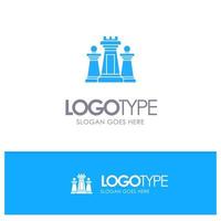 tecnología de táctica de estrategia informática de ajedrez logotipo sólido azul con lugar para el eslogan vector