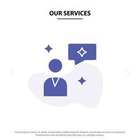 nuestros servicios hombre chat interfaz de chat icono de glifo sólido plantilla de tarjeta web vector