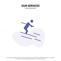 nuestros servicios actividad esquí esquí deportista glifo sólido icono plantilla de tarjeta web vector