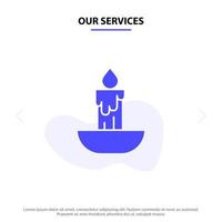 nuestros servicios vela fuego vacaciones de pascua icono de glifo sólido plantilla de tarjeta web vector