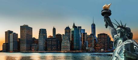 panorama del horizonte de la ciudad de nueva york foto