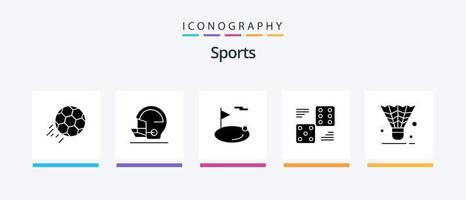 paquete de iconos de glifo deportivo 5 que incluye seis. casino. deporte. dado. bola. diseño de iconos creativos vector