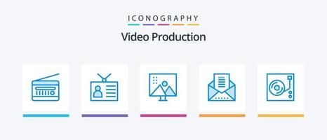 paquete de iconos azul 5 de producción de video que incluye sobre de mensaje. Email. televisión retro. retoque fotográfico. modificar fotografías. diseño de iconos creativos vector