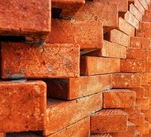 The arrangement of the bricks arranged in such a way forms a very beautiful building wall photo