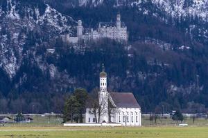 castillo de neuschwanstein en invierno foto