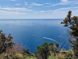 hiking portofino san fruttuoso trail by the sea landscape photo