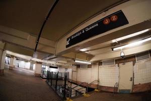 New York City subway train, Chamber street station, 2022 photo