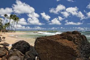 paisaje de la playa de hawaii poipu foto