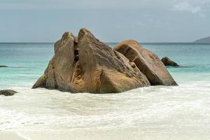 panorama de la playa paraíso de seychelles foto