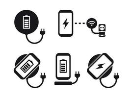 conjunto de iconos de carga inalámbrica para teléfonos inteligentes. Negro sobre un fondo blanco vector