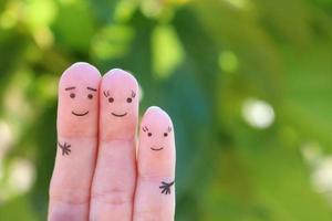 arte de los dedos de la familia feliz. concepto padres e hijos juntos. foto