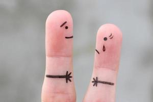 el arte de los dedos de la pareja se reunió después de una larga separación. foto