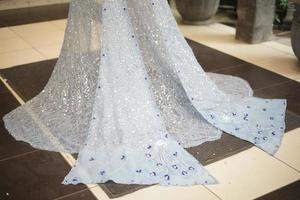 vestido de novia para novia en un maniquí foto