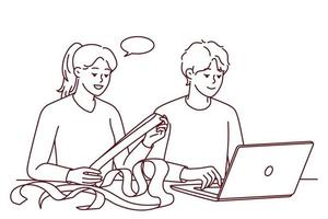 una pareja joven se sienta a la mesa en casa y paga facturas en línea. el hombre y la mujer administran los gastos en Internet en la banca web en una computadora portátil. ilustración vectorial vector