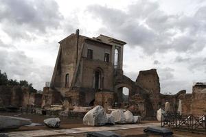 domus transitoria en roma foto