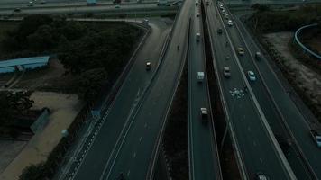 vista aérea del tráfico en bangkok video