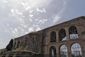 foros imperiales en restauración de roma foto