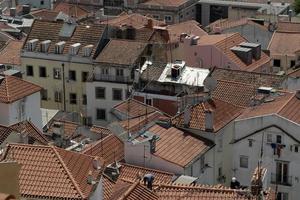 lisboa panorama aéreo paisaje paisaje urbano techos y chimenea detalle foto