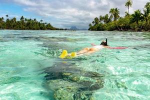 snorkeling in french polynesia photo