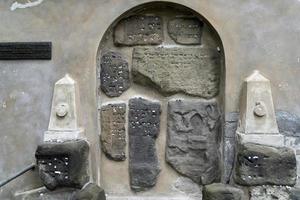 antiguo cementerio judío en praga foto