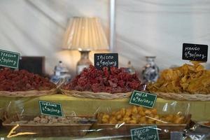 dehydrated fruit market photo