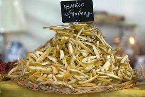 dehydrated fruit market photo